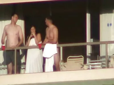 Чудова брюнетка красуня трахнула порно фільми руські відео (Ханна)